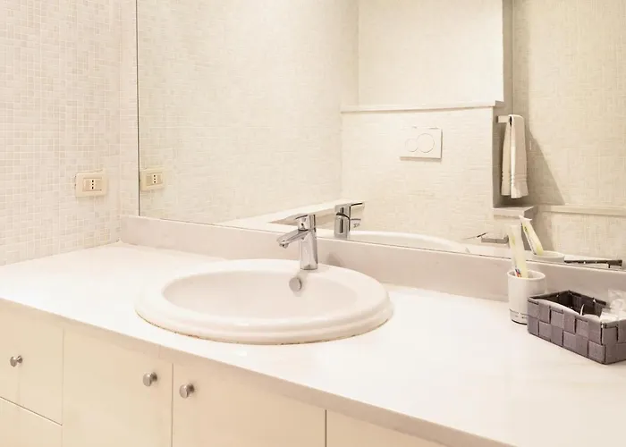 Charme & Chic San Giacomo Appartement *