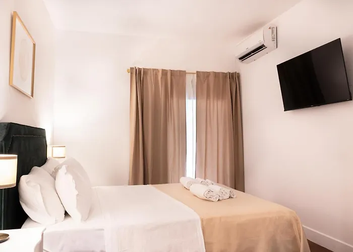 Charme & Chic San Giacomo Appartement *