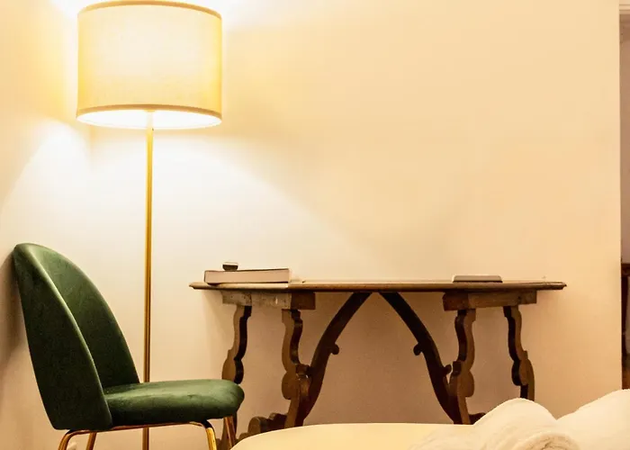 Appartement Charme & Chic San Giacomo Rome